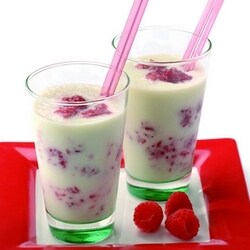 Äppel-Smoothie Med Kärnmjölk Och Hallon | Philips