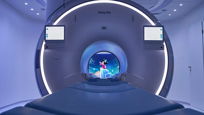 Disney och Philips g&ouml;r MR-unders&ouml;kningar tryggare f&ouml;r barn med ber&auml;ttelser och innovativ teknik